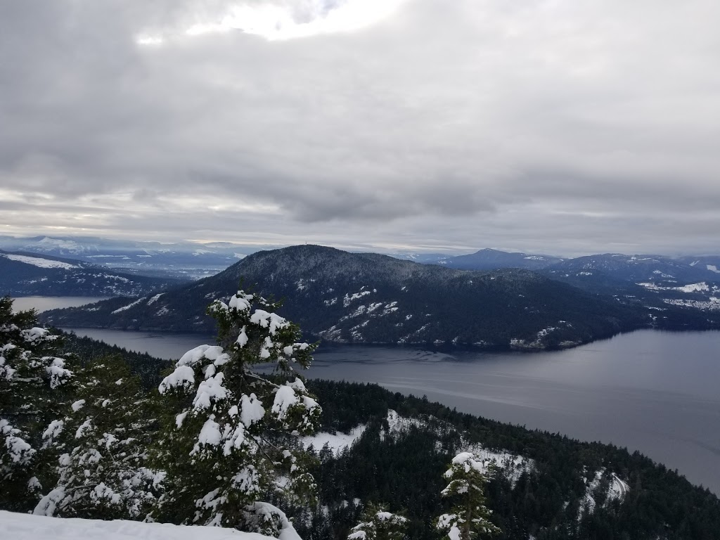 Mt dyan Hiking Trail | Trustees Trail, Salt Spring Island, BC V8K 2Y1, Canada