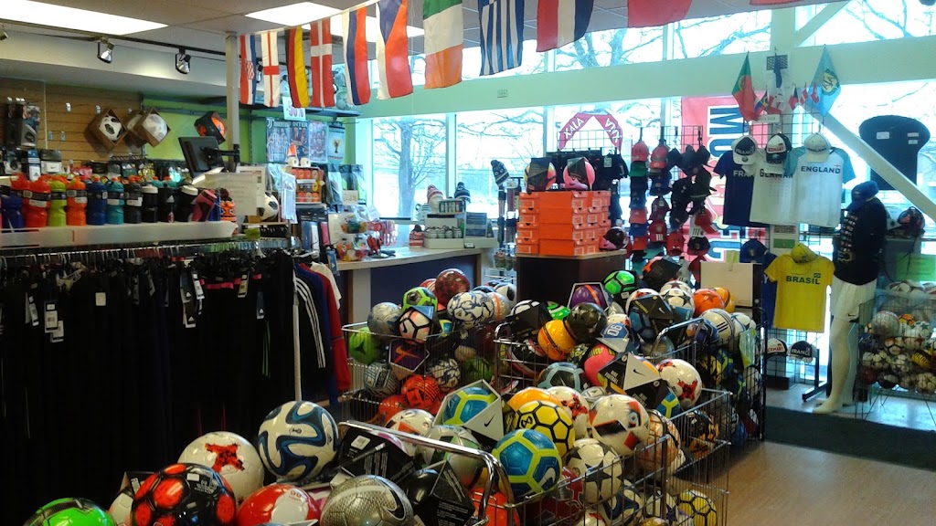 Soccer Experts | 2750 Bd Saint-Charles, Kirkland, QC H9H 3B6, Canada | Phone: (514) 694-0505