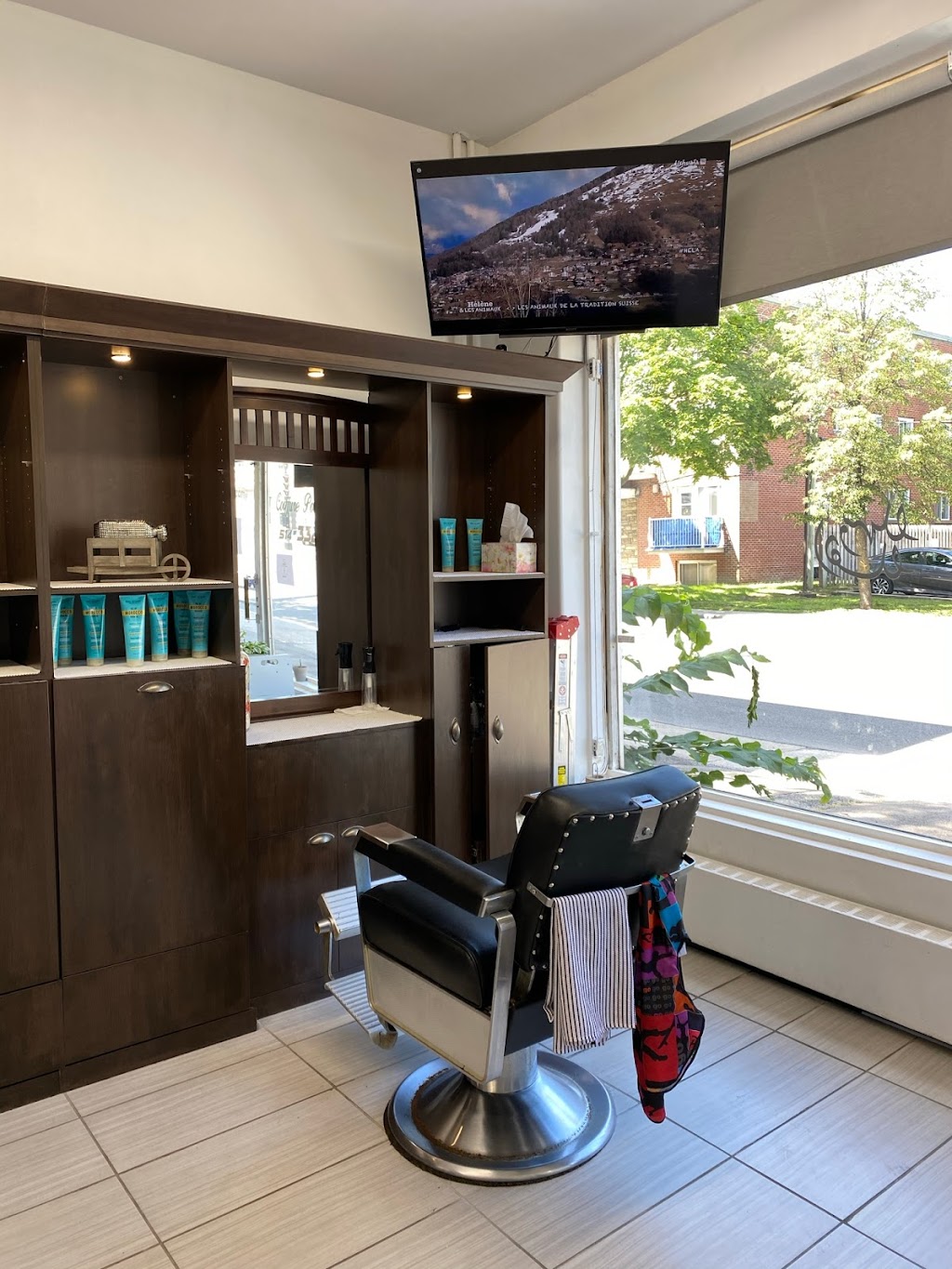 Coiffure pour hommes Elbakkari Abdessamad | 5008 Rue Dudemaine, Montréal, QC H4J 1N6, Canada | Phone: (514) 332-8917