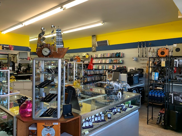 Island Traders New & Used Ltd | 115 Craig St, Parksville, BC V9P 2X2, Canada | Phone: (250) 248-8344