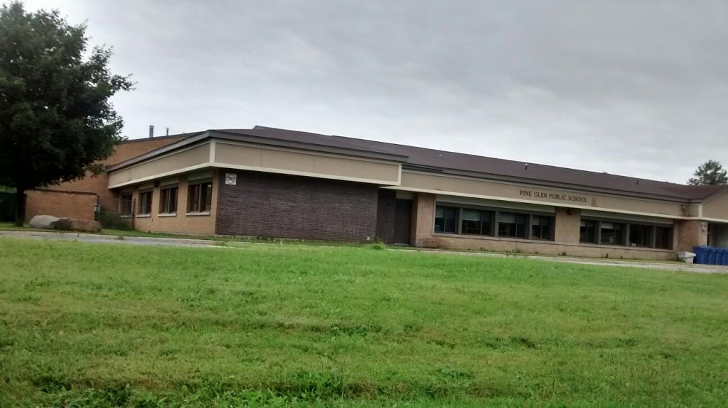 Pine Glen Public School | 126 West Rd., Huntsville, ON P1H 1M5, Canada | Phone: (705) 789-4791