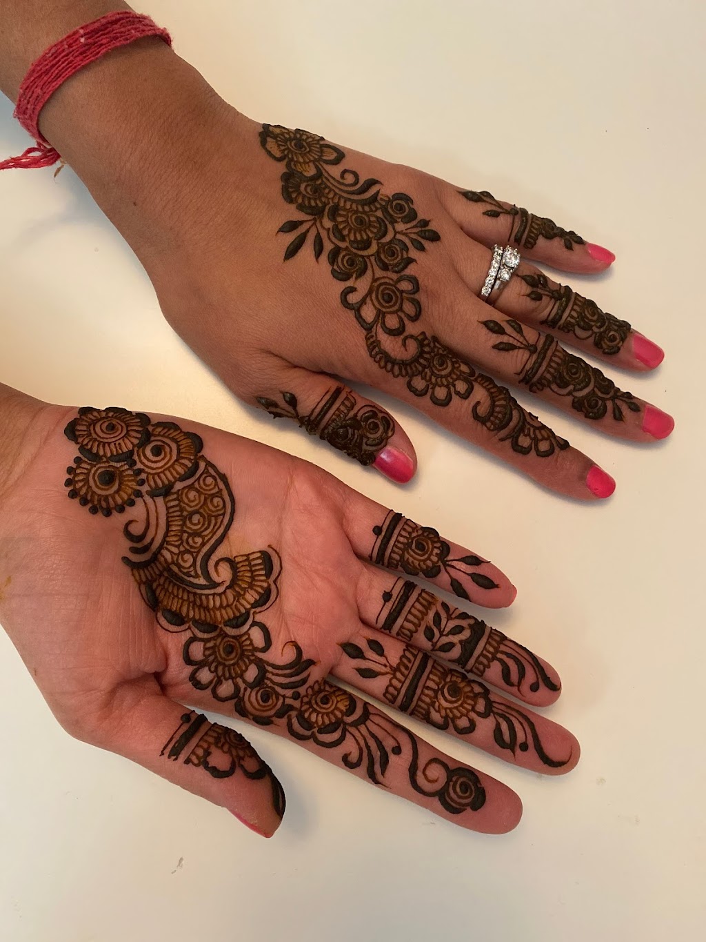 Henna at Toronto(Jyothi s Henna Art) | 4 Odessa Crescent, Whitby, ON L1R 3N9, Canada | Phone: (647) 643-8183