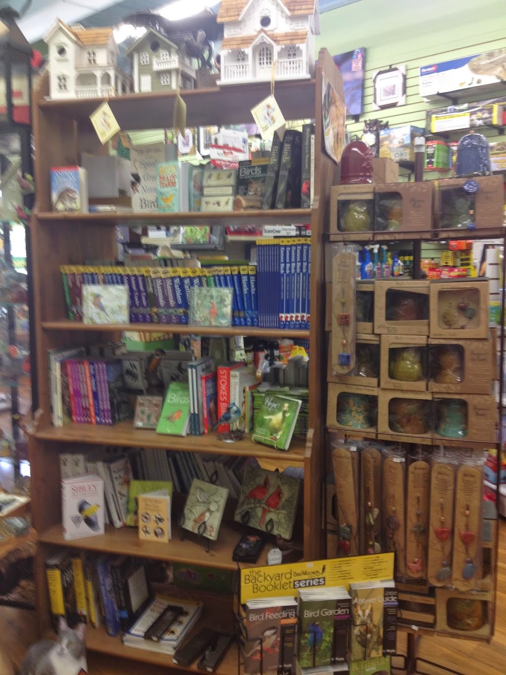 Urban Nature Store | 609 Kingston Rd, Pickering, ON L1V 3N7, Canada | Phone: (905) 231-0459