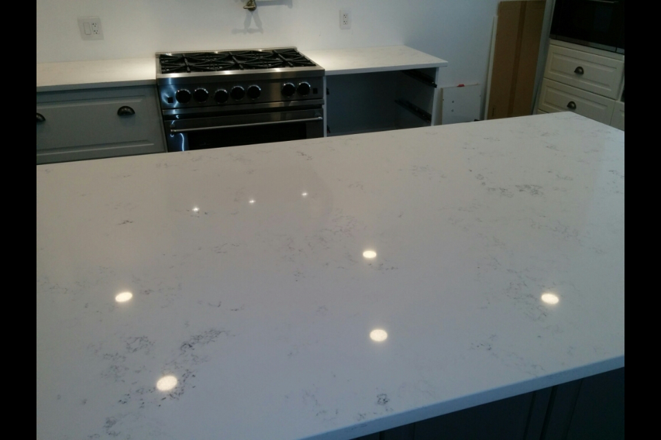 Quality Granite and Quartz | 18 Griffith Rd, Stratford, ON N5A 6S4, Canada | Phone: (226) 926-2503