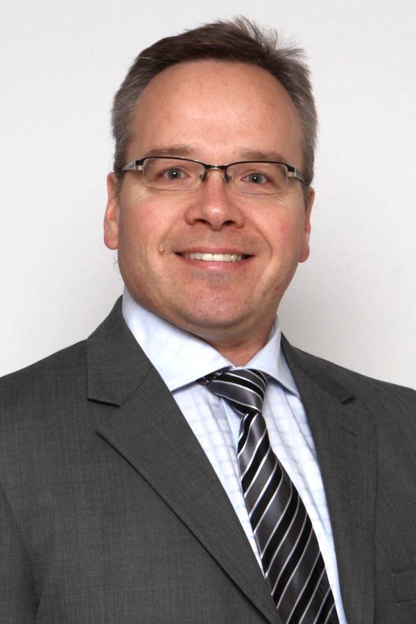 Edward Jones - Financial Advisor: Blake Abbott | 922 Grosvenor Ave, Winnipeg, MB R3M 0N4, Canada | Phone: (204) 452-5154