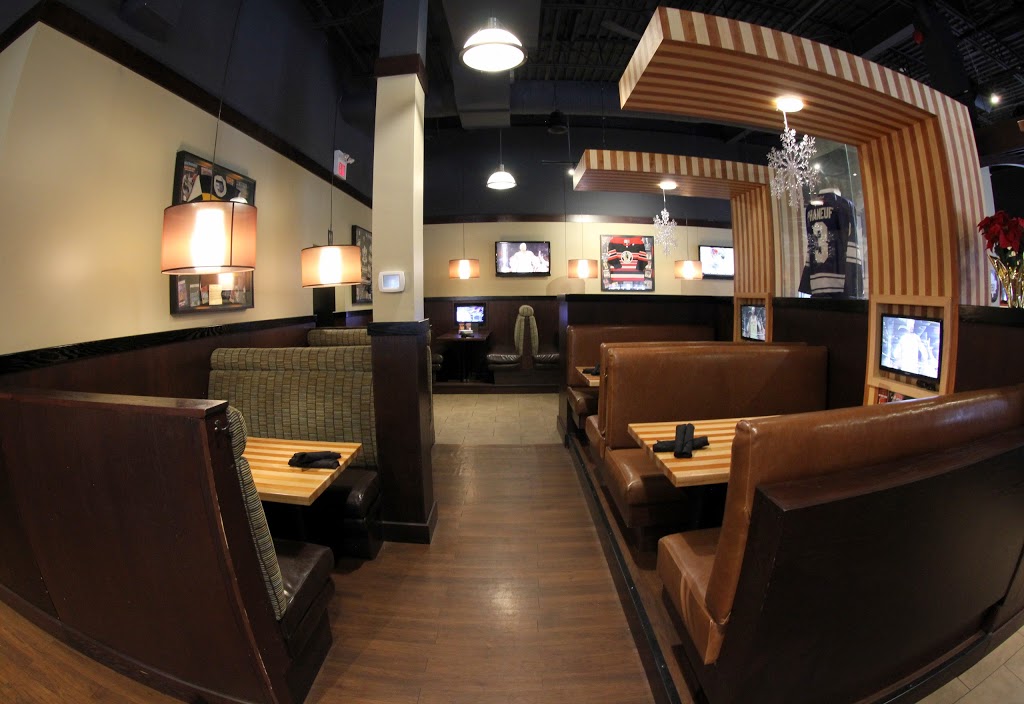 Shoeless Joes Sports Grill | 80 Courtneypark Dr E, Mississauga, ON L5T 2Y3, Canada | Phone: (905) 256-2222