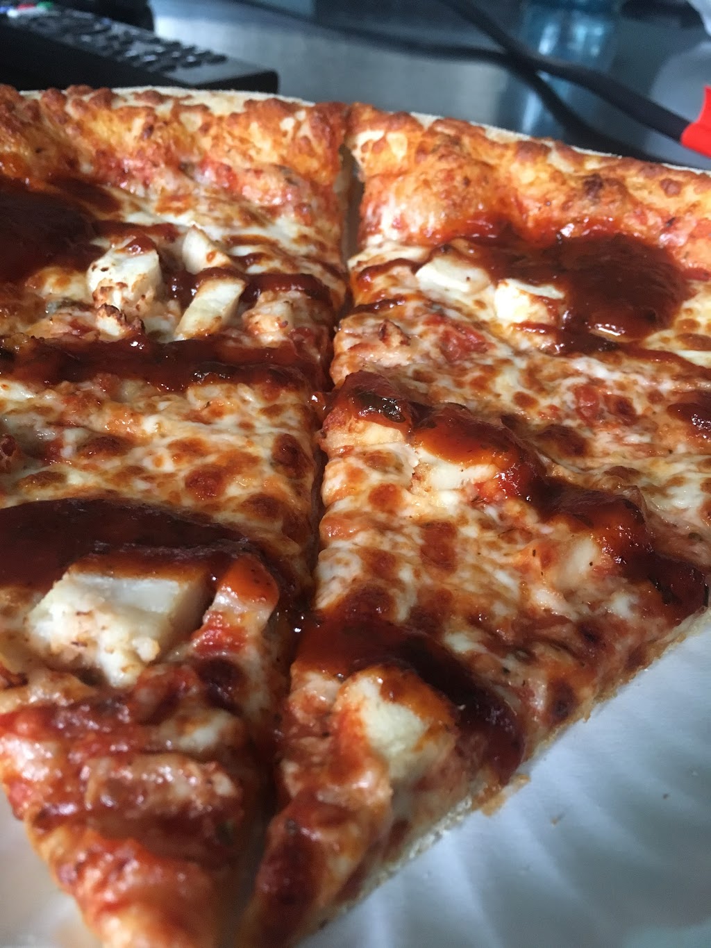 Nanas Pizza | 461 Dundas St, London, ON N6B 1W1, Canada | Phone: (519) 439-1010