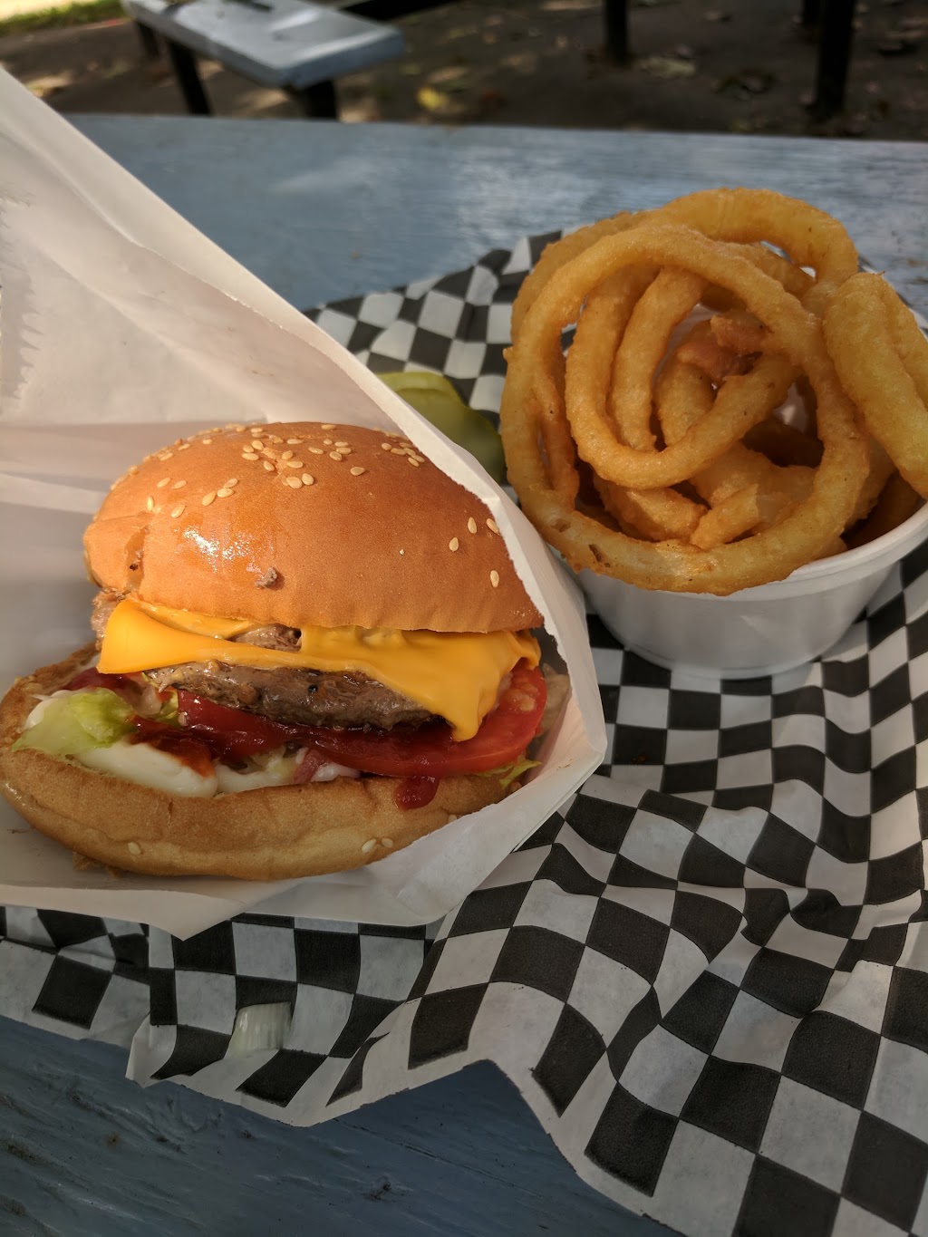 Oasis Drive-In | 22 Argyle St S, Caledonia, ON N3W 1E5, Canada | Phone: (905) 765-8881