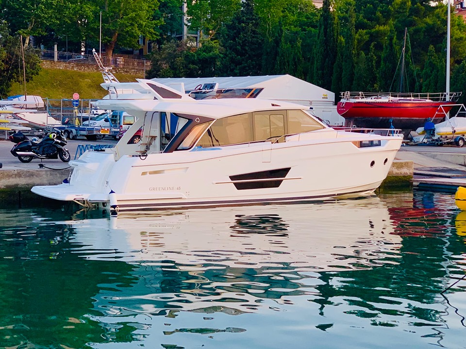 Georgian Harbour Yacht Sales | 79 Champlain Rd, Penetanguishene, ON L9M 2G2, Canada | Phone: (705) 549-0331