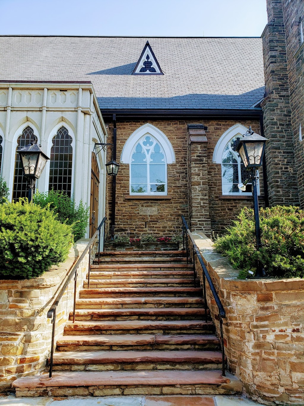 St. Peters Anglican Erindale | 3041 Mississauga Rd, Mississauga, ON L5L 0B7, Canada | Phone: (905) 828-2095