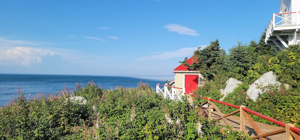 Brandy Pot Island Lighthouse | 200 Rue Hayward, Rivière-du-Loup, QC G5R 3Y9, Canada | Phone: (877) 867-1660