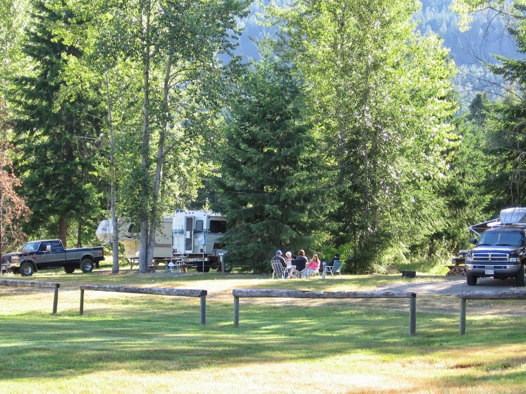 Burton Historical Park Campground | 145 Lakeview Park Rd, Burton, BC V0G 1E0, Canada | Phone: (844) 265-4885