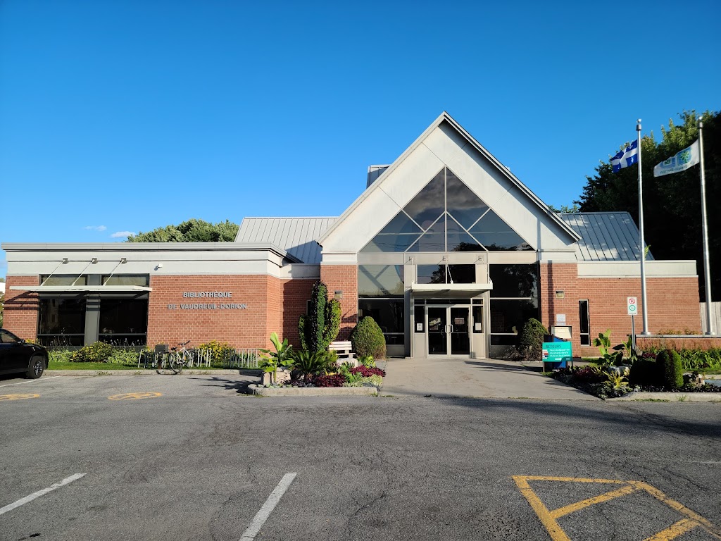 Vaudreuil-Dorion Library | 51 Jeannotte Rue, Vaudreuil-Dorion, QC J7V 6E6, Canada | Phone: (450) 455-3371