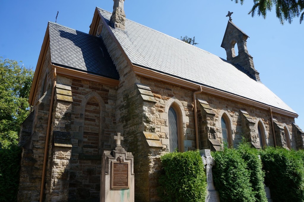 Holy Sepulchre Catholic Cemetery | 600 Spring Gardens Rd, Burlington, ON L7T 1J1, Canada | Phone: (905) 522-7727