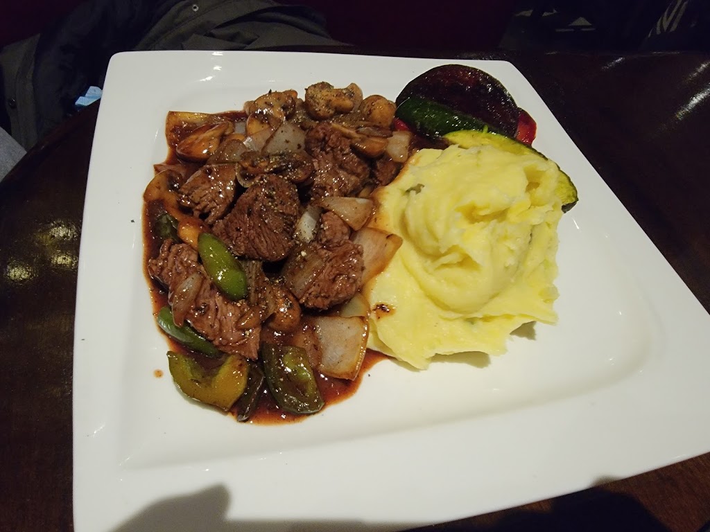 Delicious Steak House | 2080 St Joseph Blvd, Orléans, ON K1C 1E6, Canada | Phone: (613) 830-3366