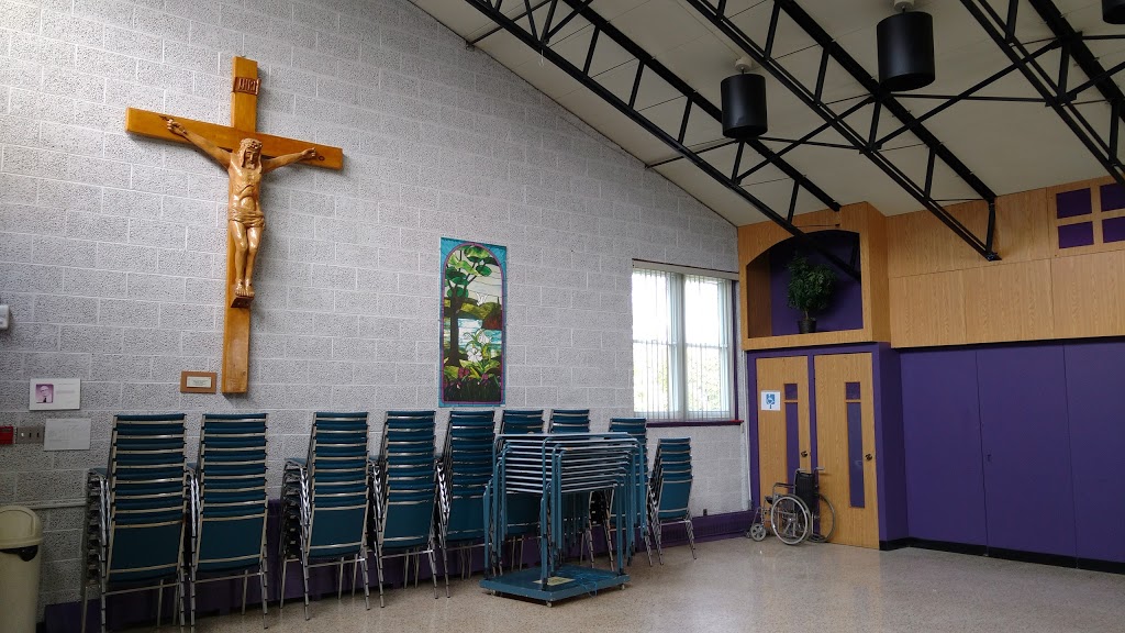 Paroisse Catholique Saint-Louis | 220 Rue Claude-Dauzat, Boucherville, QC J4B 1M2, Canada