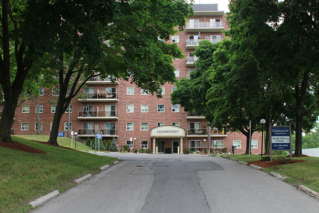 Cedarpoint Apartments | 190 Cedar St, Cambridge, ON N1S 1W5, Canada | Phone: (519) 620-0633
