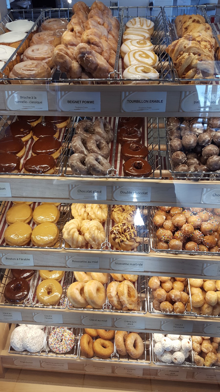 Tim Hortons | 3375 Boulevard Sainte-Anne, Québec, QC G1E 3L4, Canada | Phone: (581) 981-5155