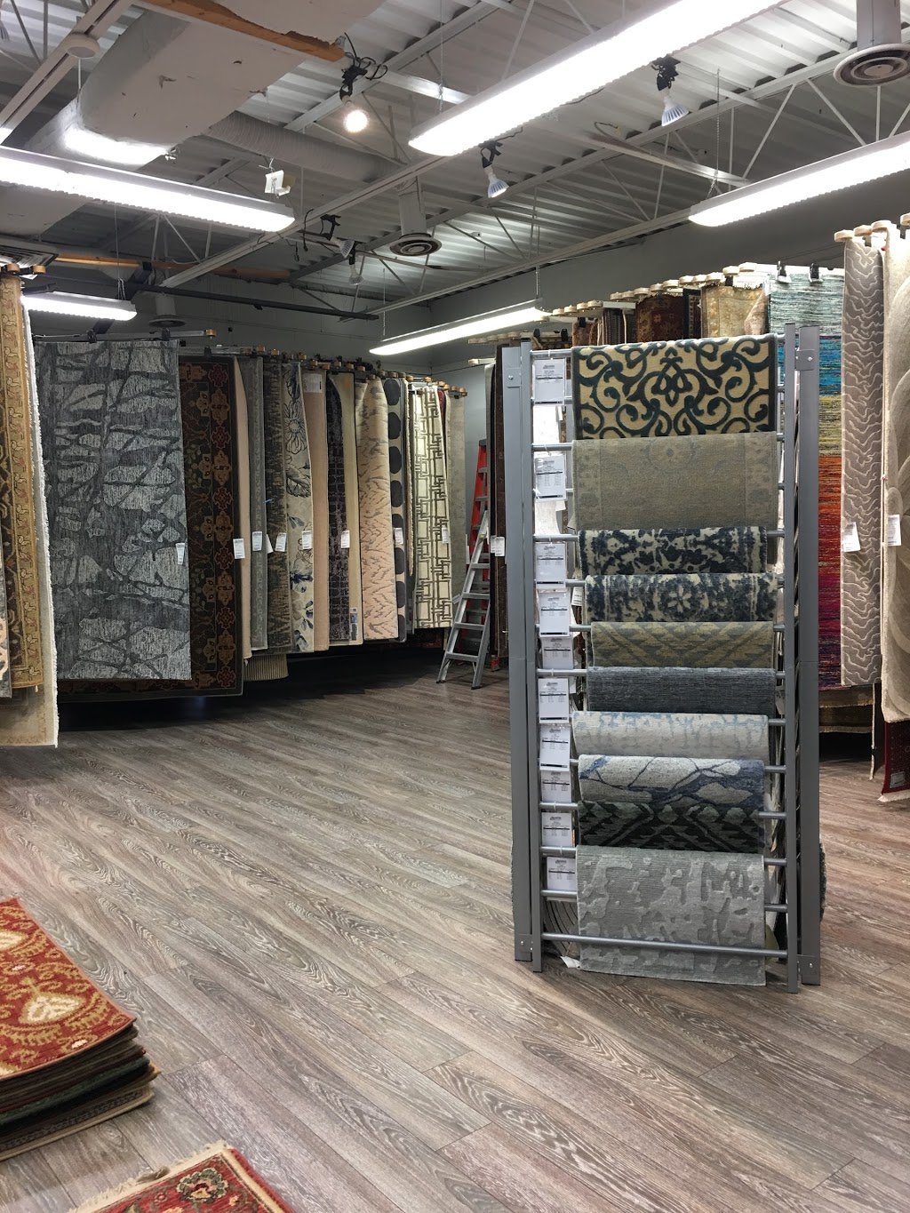 Alexanian Carpet & Flooring | 1004 Upper James St, Hamilton, ON L9C 3A8, Canada | Phone: (905) 385-5321