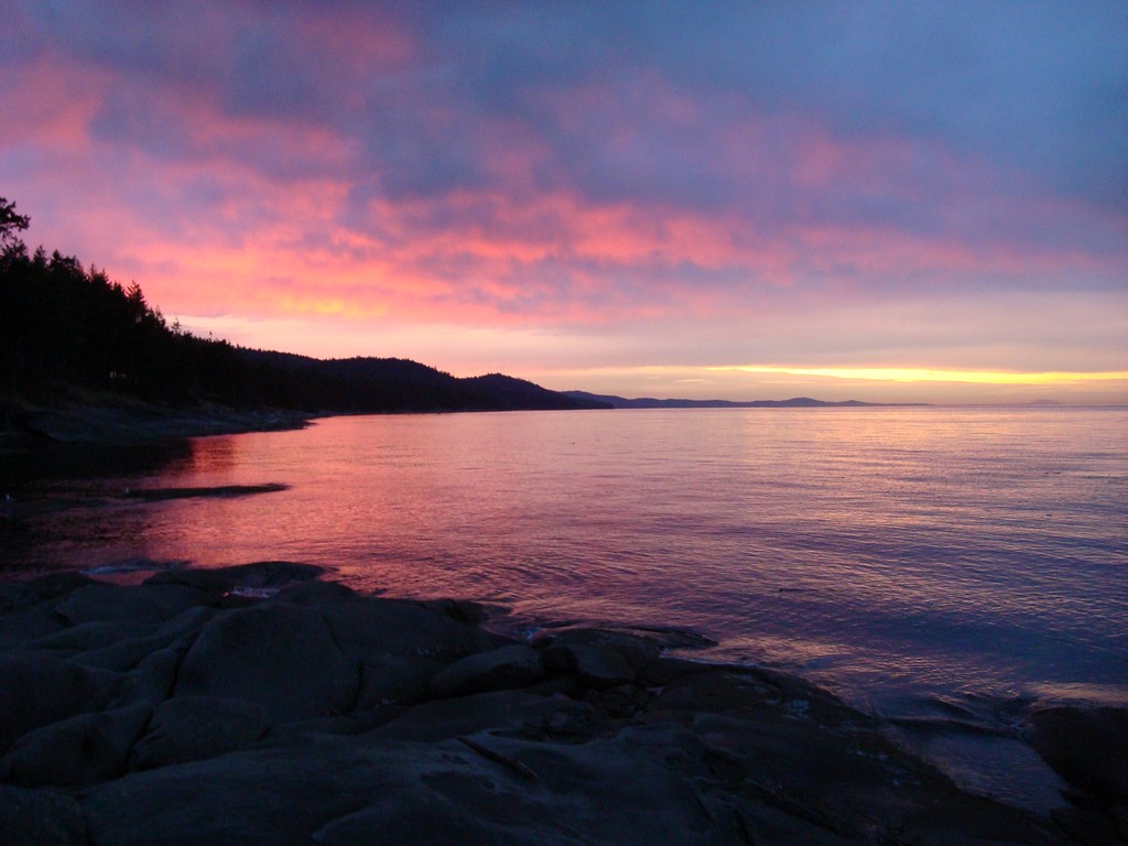 Sticks and Stones Cottage | 300 Sticks Allison Rd, Galiano Island, BC V0N 1P0, Canada | Phone: (250) 539-3443