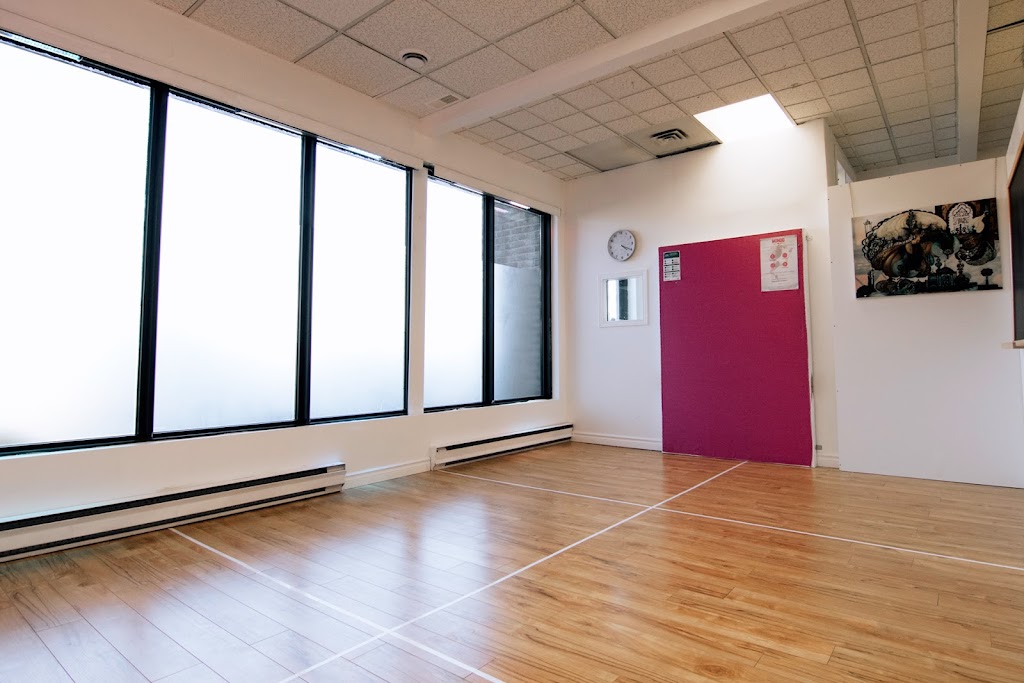 studio mondo danse | 1804 Boulevard des Laurentides, Vimont, QC H7M 2P6, Canada | Phone: (514) 947-1465