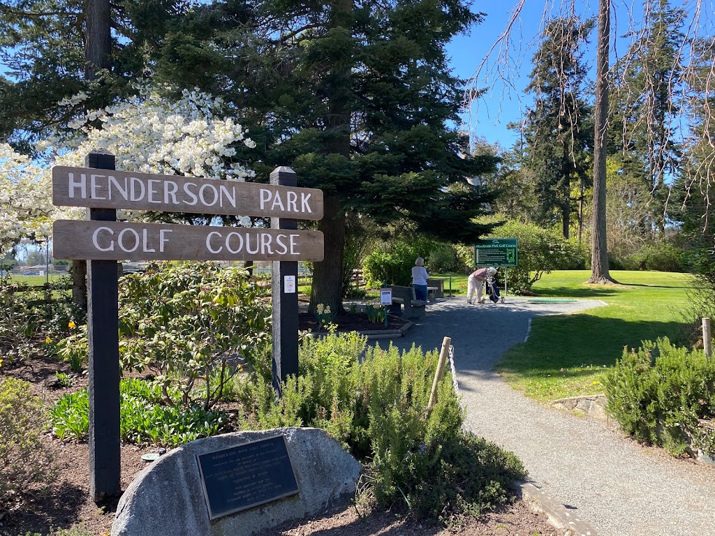 Henderson Par 3 | 2291 Cedar Hill Cross Rd, Victoria, BC V8P 5H9, Canada | Phone: (250) 370-7200