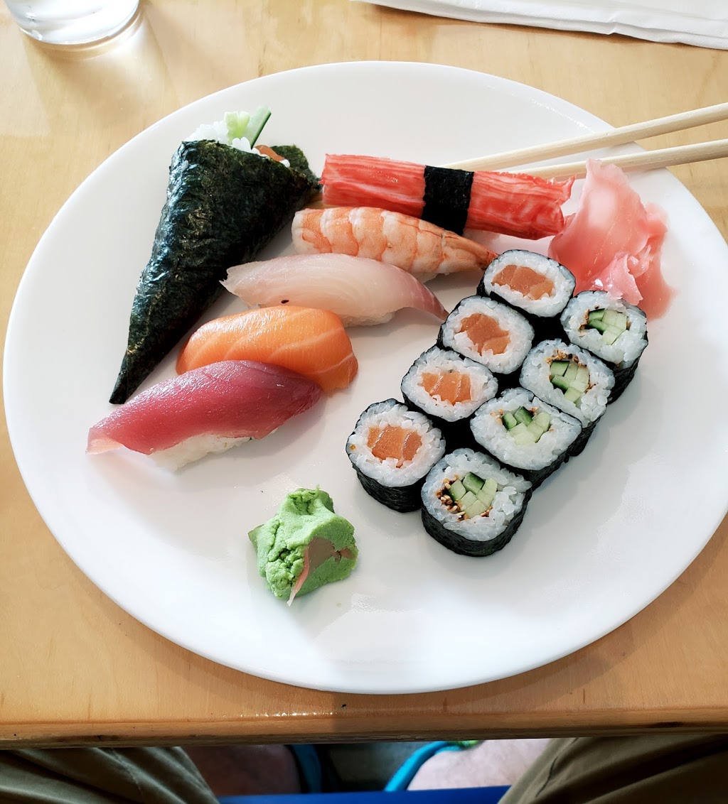 Ikki Sushi | 2253 Kingston Rd, Scarborough, ON M1N 1T8, Canada | Phone: (416) 264-3332