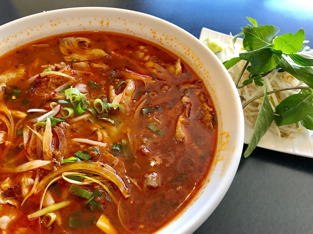 Pho V Noodle House | 2181 Ogilvie Rd, Gloucester, ON K1J 8Y7, Canada | Phone: (613) 745-5888