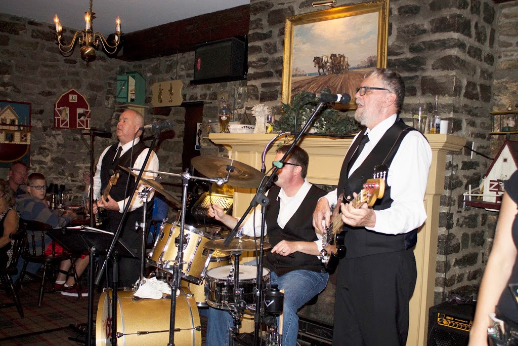 The Barley Room Pub | 395 Sandy Hook Rd, Picton, ON K0K 2T0, Canada | Phone: (613) 476-7492