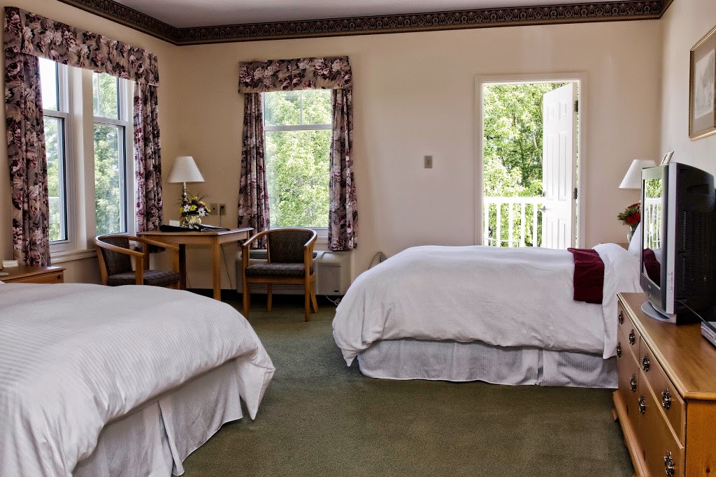 Stone Willow Inn | 940 Queen St. East, P O BOX 457, St. Marys, ON N4X 1B3, Canada | Phone: (800) 409-3366