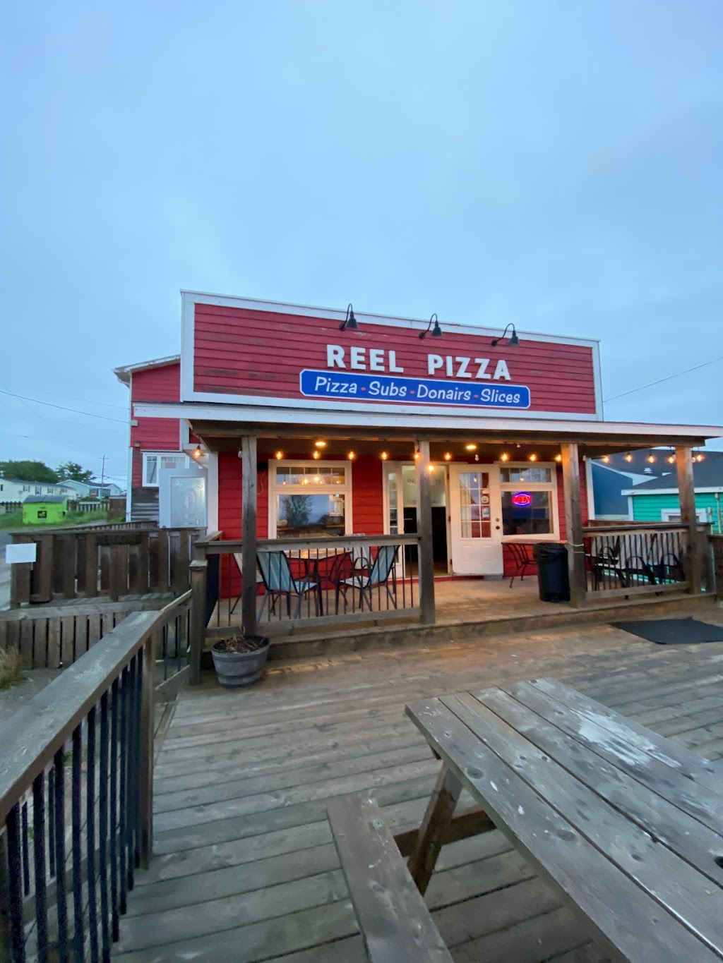 Reel Pizza & Sub Shop | 15862 Central av, Inverness, NS B0E 1N0, Canada | Phone: (902) 258-2700