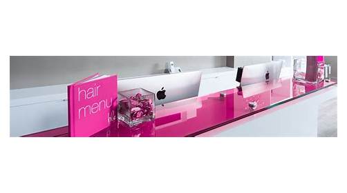 Blo Blow Dry Bar | 165 N Queen St, Toronto, ON M9C 1A7, Canada | Phone: (416) 621-2568