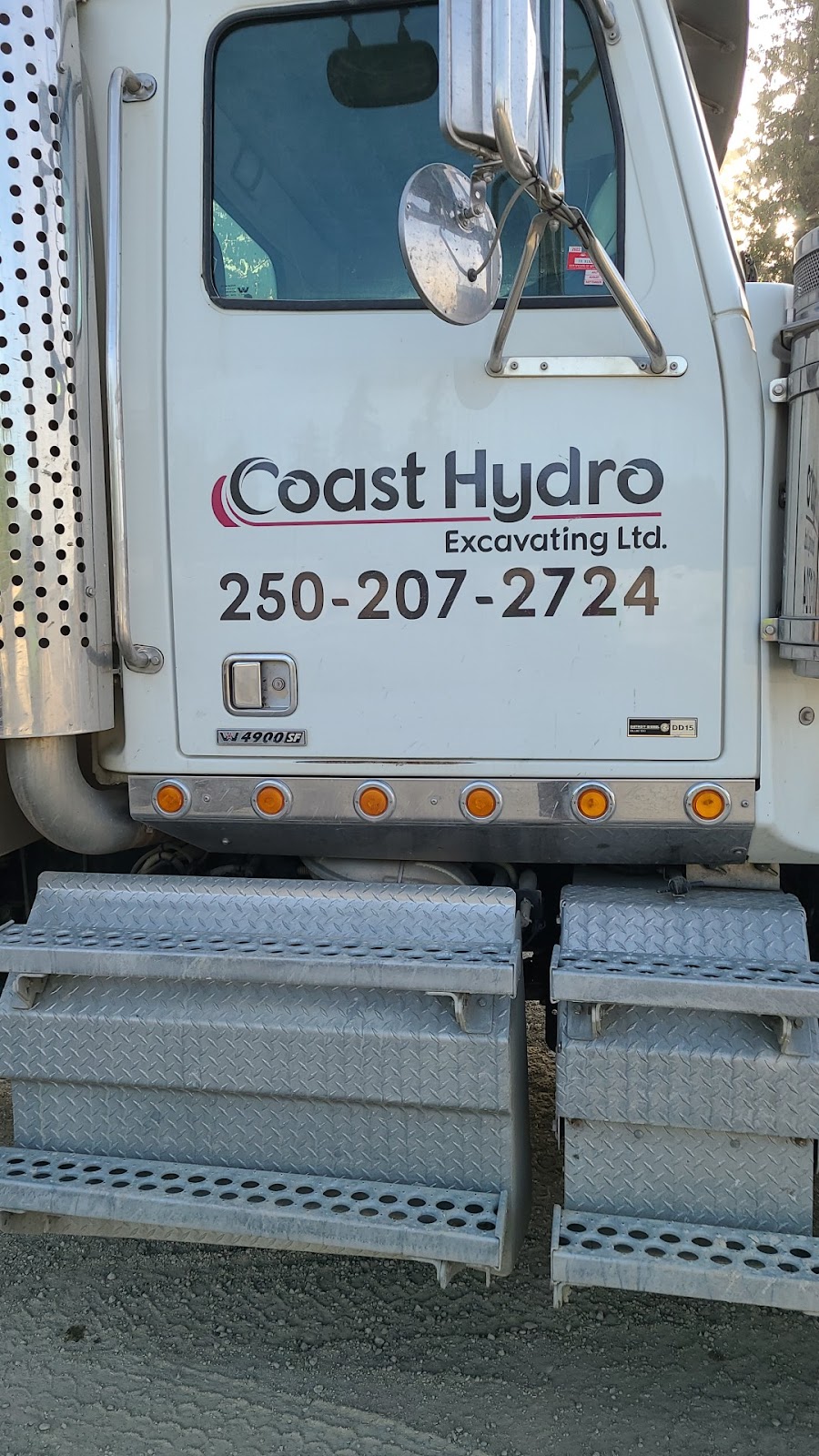 Coast Hydro Excavating | 4554 Cumberland Rd, Cumberland, BC V0R 1S0, Canada | Phone: (250) 207-2724