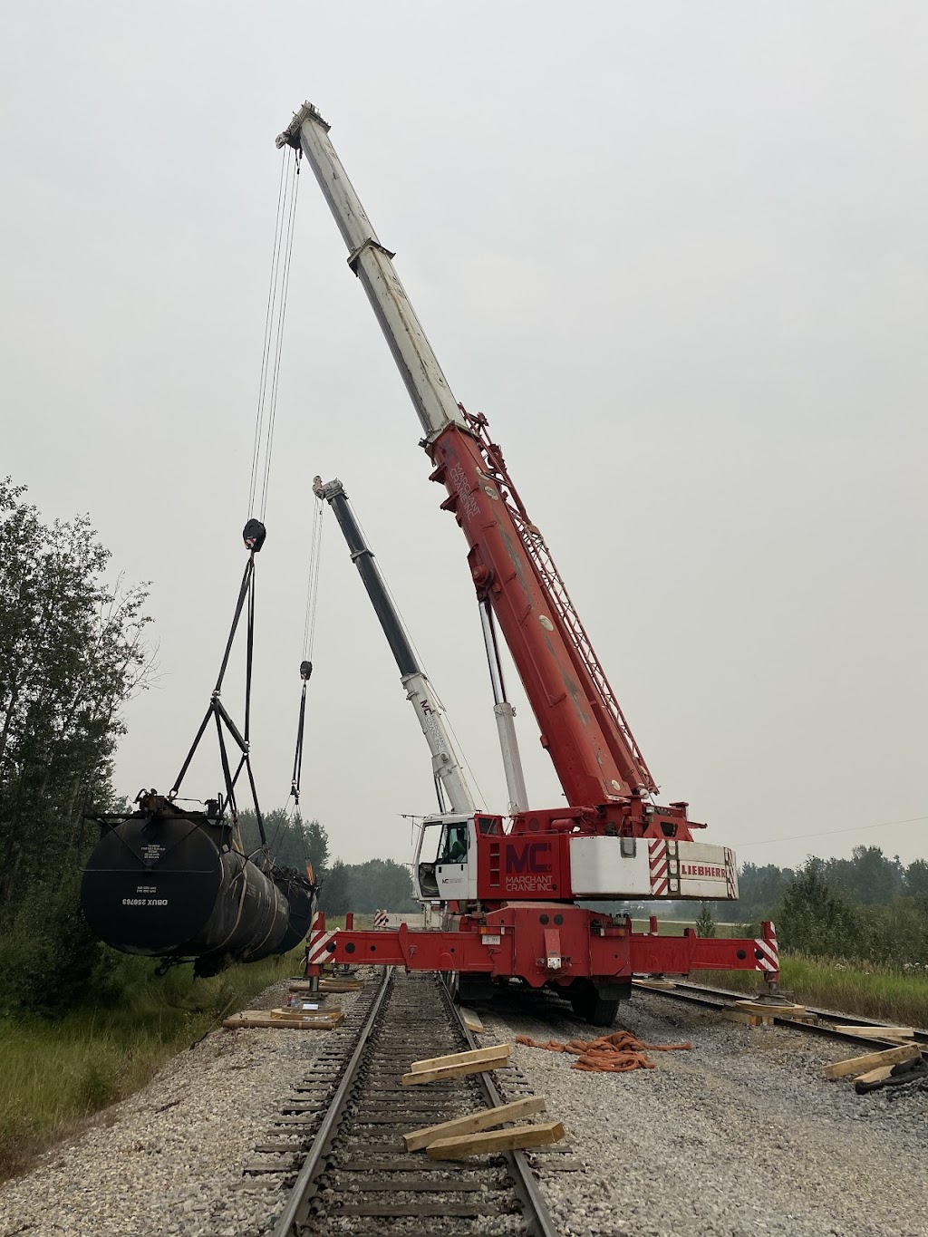 Marchant Crane Inc. | 32 Cuendet Ind. Wy, Sylvan Lake, AB T4S 2J7, Canada | Phone: (403) 598-7645