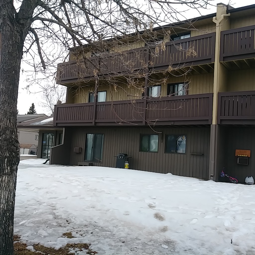 Kingsmere Apartment Homes | 822 Kingsmere Blvd, Saskatoon, SK S7J 4J5, Canada | Phone: (306) 700-2675