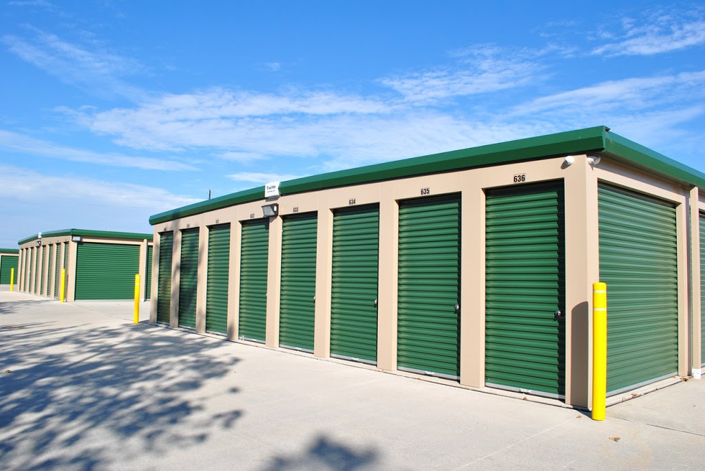 Ennismore Storage | 793 Robinson Rd, Ennismore, ON K0L 1T0, Canada | Phone: (705) 292-8440