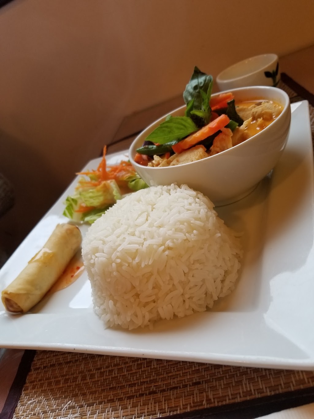 Little Bangkok Thai Kitchen | 2335 Saint Johns Street, Port Moody, BC V3H 2A8, Canada | Phone: (604) 939-9962