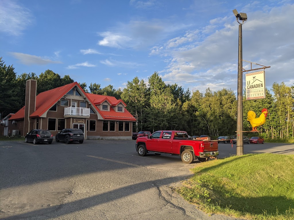 Restaurant Le Canadien | 2841 Rte 122, Notre-Dame-du-Bon-Conseil, QC J0C 1A0, Canada | Phone: (819) 336-5336