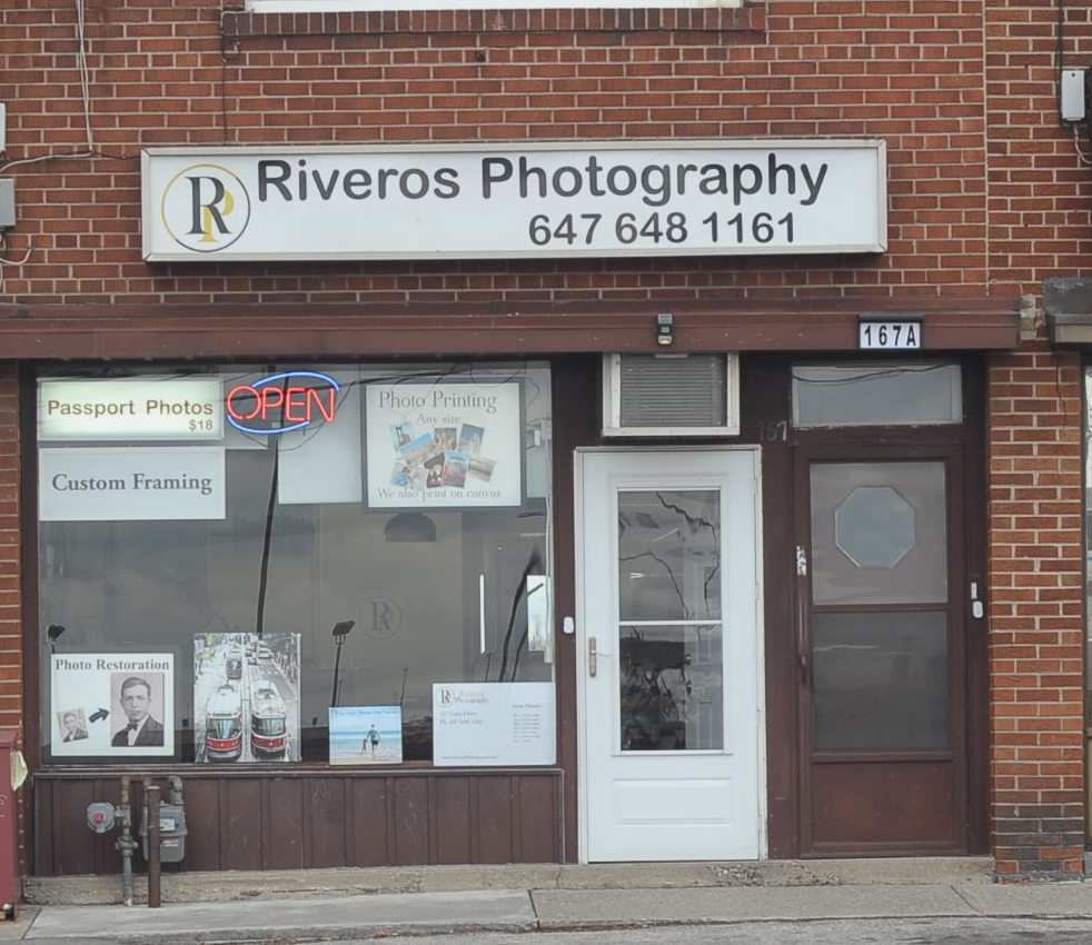 Riveros Photography | 167 Gary Dr, North York, ON M9N 2M2, Canada | Phone: (647) 648-1161