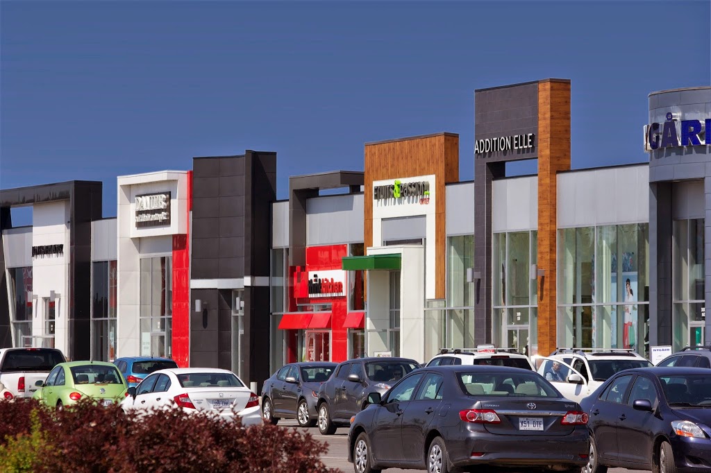 Les Avenues Vaudreuil - Avenue Marché | 22800 Chemin Dumberry, Vaudreuil-Dorion, QC J7V 0M8, Canada | Phone: (450) 424-1101