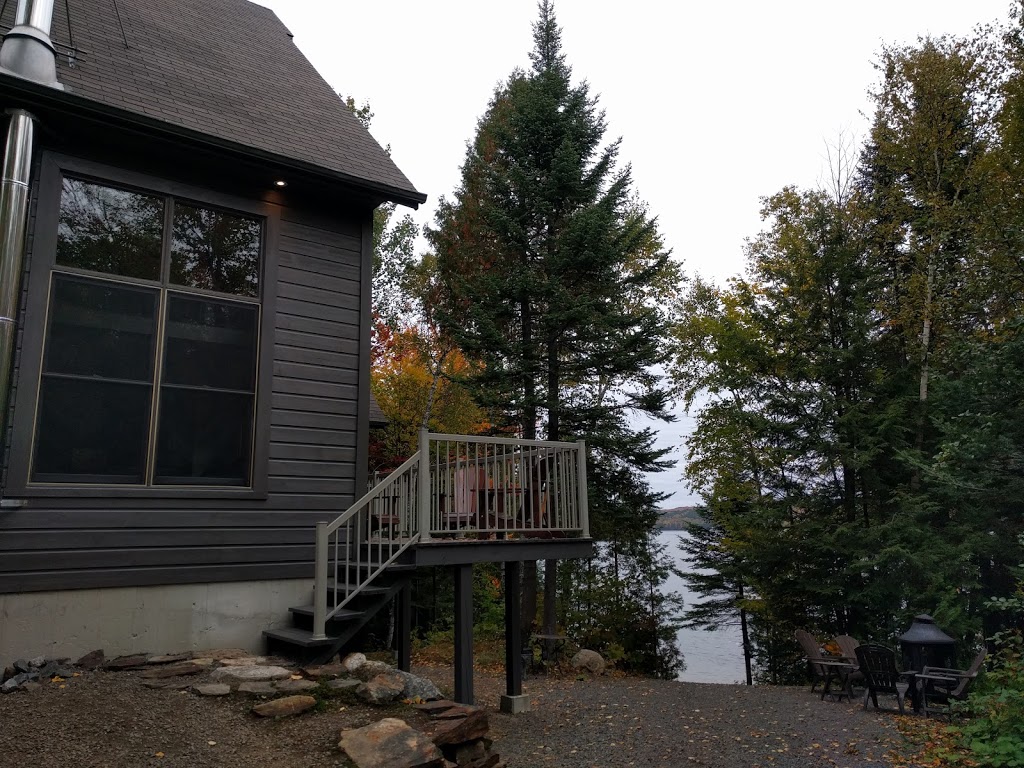 Chalets en Mauricie | 3450 Chemin Vallée, Saint-Alexis-des-Monts, QC J0K 1V0, Canada | Phone: (819) 264-2818