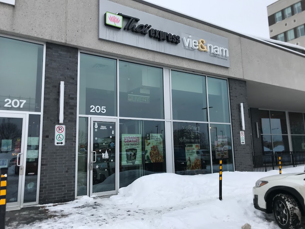 Vie & Nam | Édifice Desjardins, 201 Bd du Curé-Labelle, Sainte-Thérèse, QC J7E 2X6, Canada | Phone: (450) 430-1221