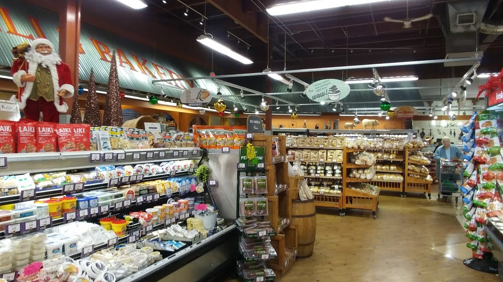 Country Grocer | 4420 W Saanich Rd, Victoria, BC V8Z 3E9, Canada | Phone: (250) 708-3919