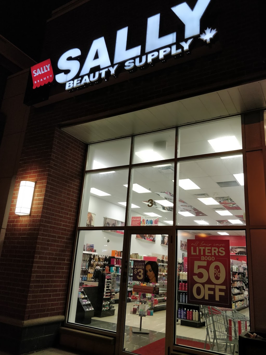 Sally Beauty | 21 Famous Ave #3, Woodbridge, ON L4L 0B6, Canada | Phone: (905) 265-1296