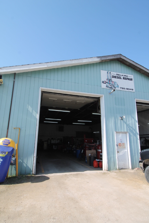 Selkirk Diesel Repair & AutoCare Centre | 126 Lily Ave, Selkirk, MB R1A 2A7, Canada | Phone: (204) 785-9049