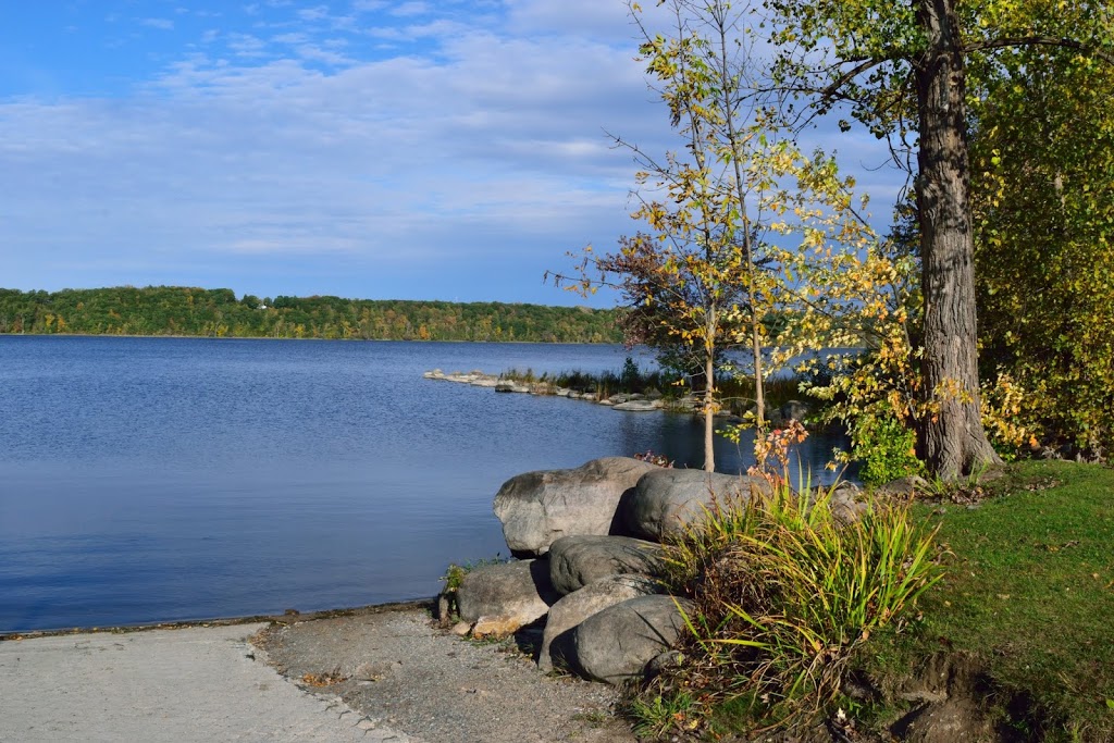 Jack Layton Park | 400 Rue Halcro, Hudson, QC J0P 1H0, Canada