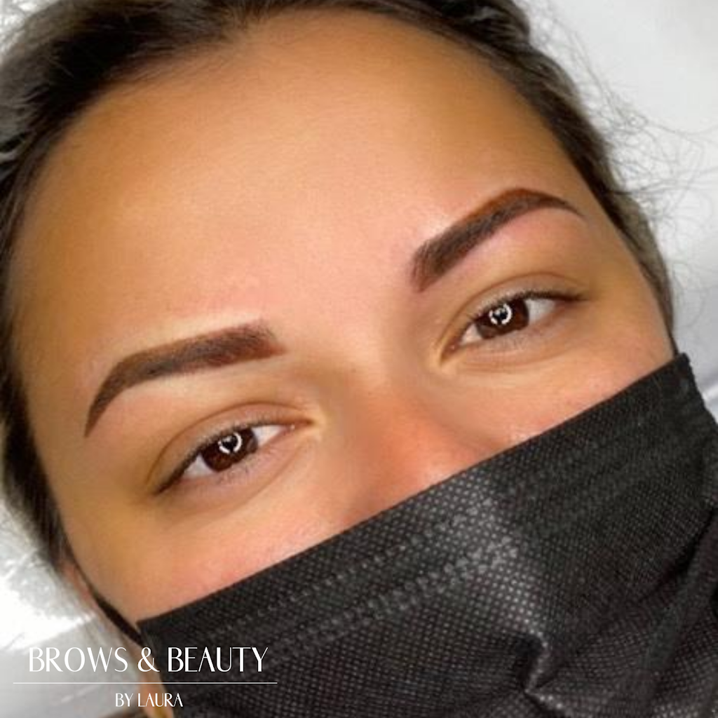 Brows and Beauty by Laura | 1051 Upper James St, Hamilton, ON L9C 3A6, Canada | Phone: (905) 531-5178