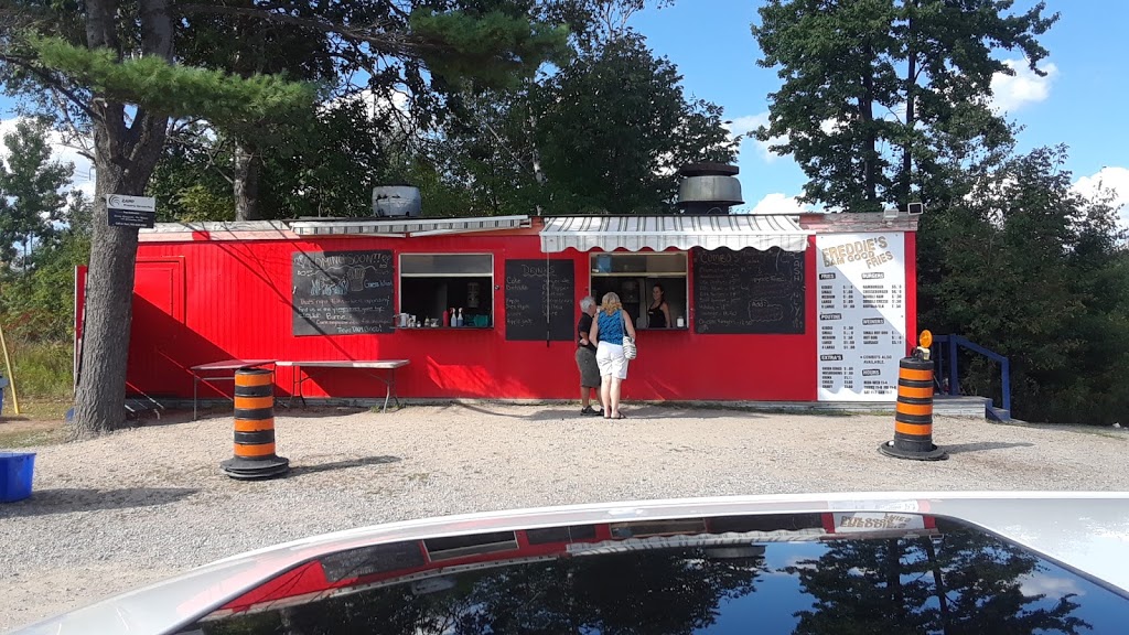 Freddies Dam Good Fries | Cassell Dr, Springwater, ON L0L 1V0, Canada | Phone: (705) 835-3673