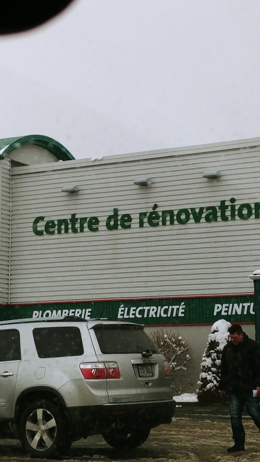 BMR Victoriaville | VIVACO cooperative group | 10, ave Pie X C.P. 776, Victoriaville, QC G6P 8S7, Canada | Phone: (819) 758-9474