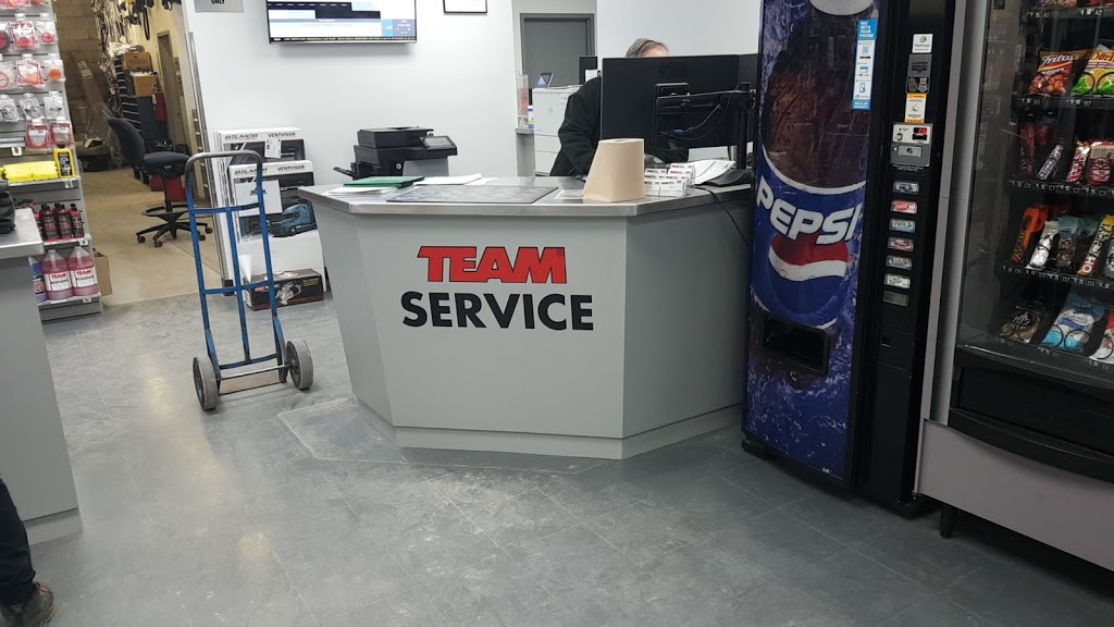 Team Truck Centres-Freightliner Trucks | 4155 Essex County Rd 46, Maidstone, ON N0R 1K0, Canada | Phone: (519) 737-6176